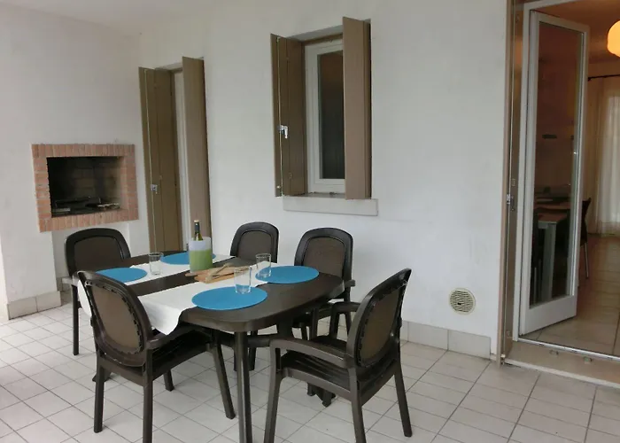 Family Friendly With Garden Apartmán Bibione
