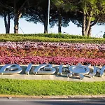 Family Friendly With Garden