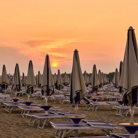 Lägenhet Family Friendly With Parking Bibione