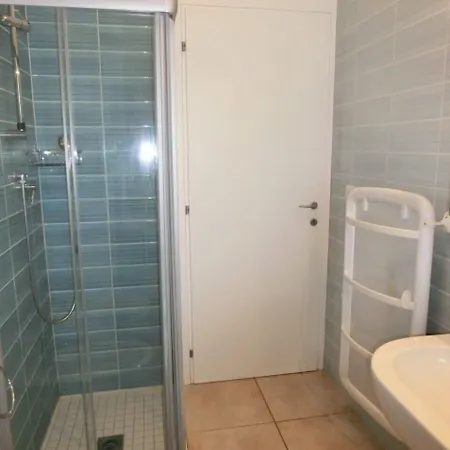 Family Friendly With Garden Apartmán