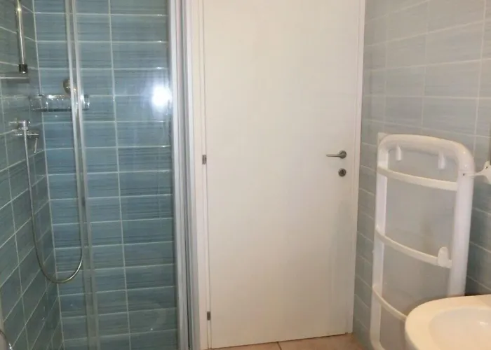 Family Friendly With Garden Apartment