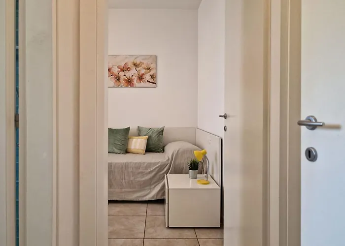 Family Friendly With Garden Apartment *